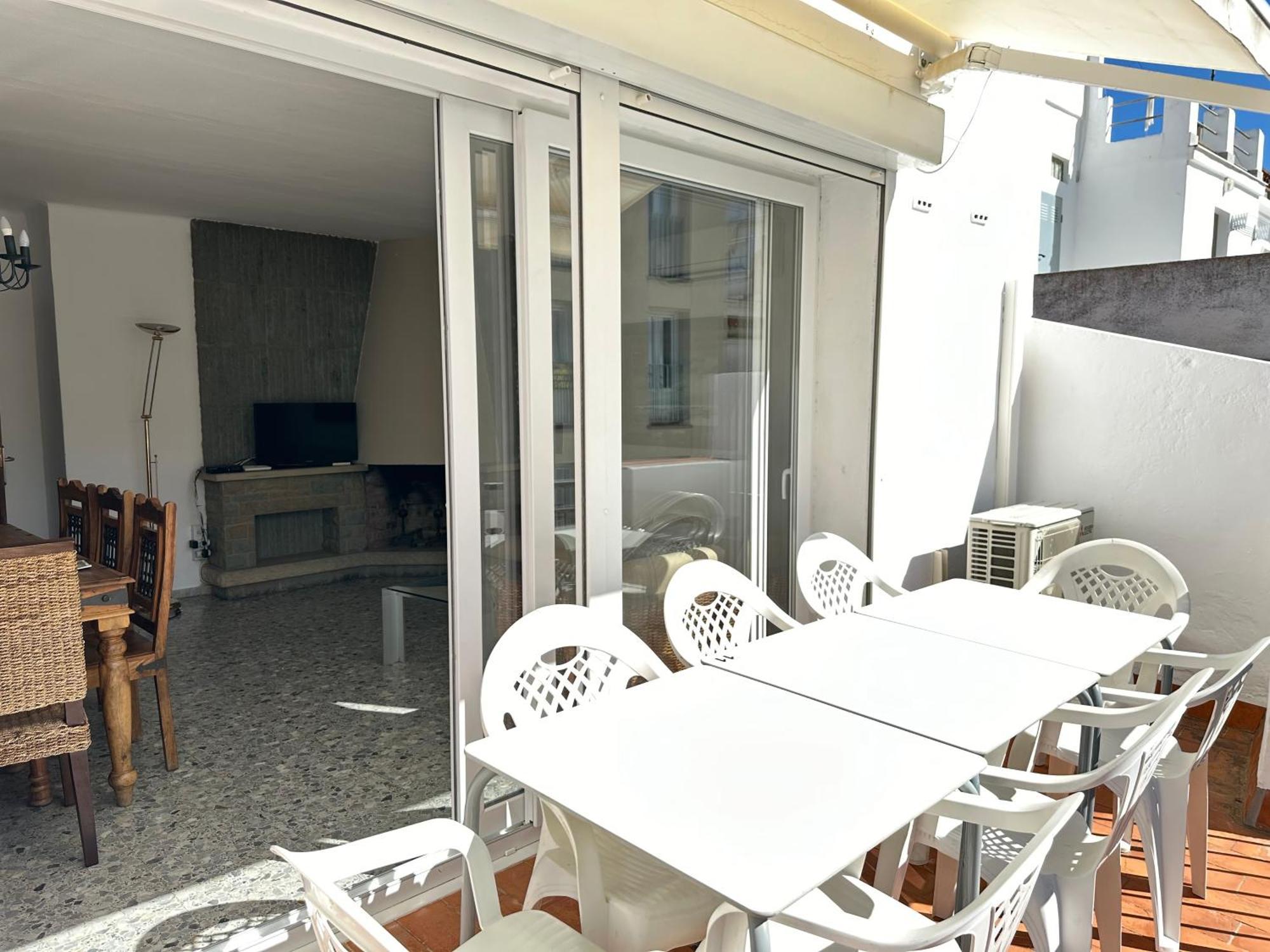 Agi Joan Badosa Apartment Roses Ngoại thất bức ảnh