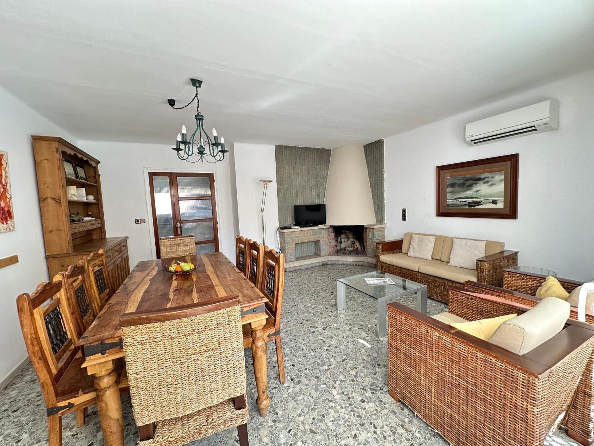 Agi Joan Badosa Apartment Roses Ngoại thất bức ảnh