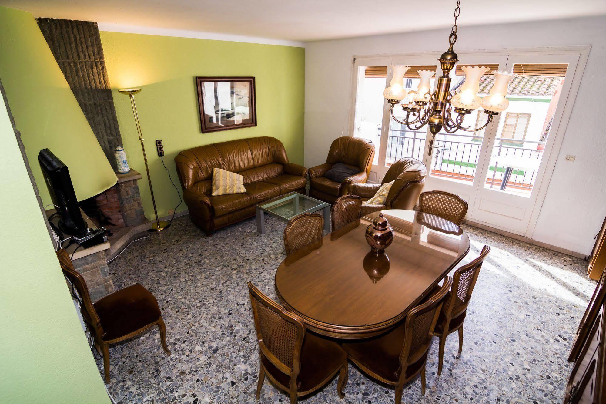 Agi Joan Badosa Apartment Roses Ngoại thất bức ảnh